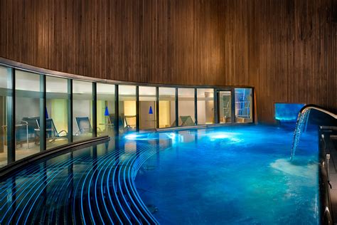 Edinburgh Discount Deals on Dining, Hotels, Spas & Experiences .